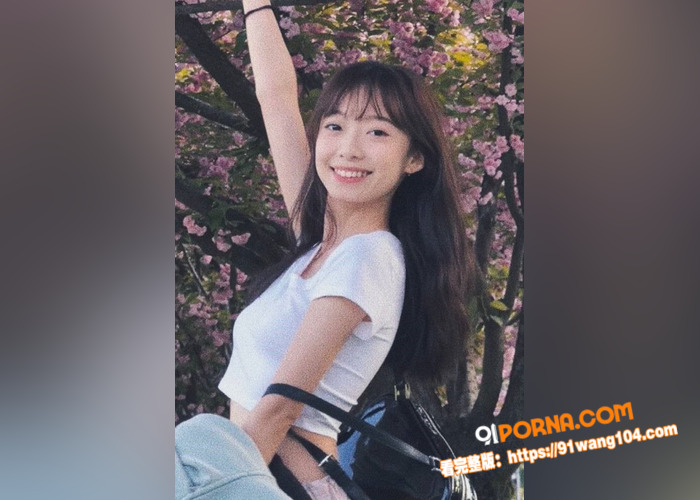 极品高颜值女大学生母狗与...（2）
