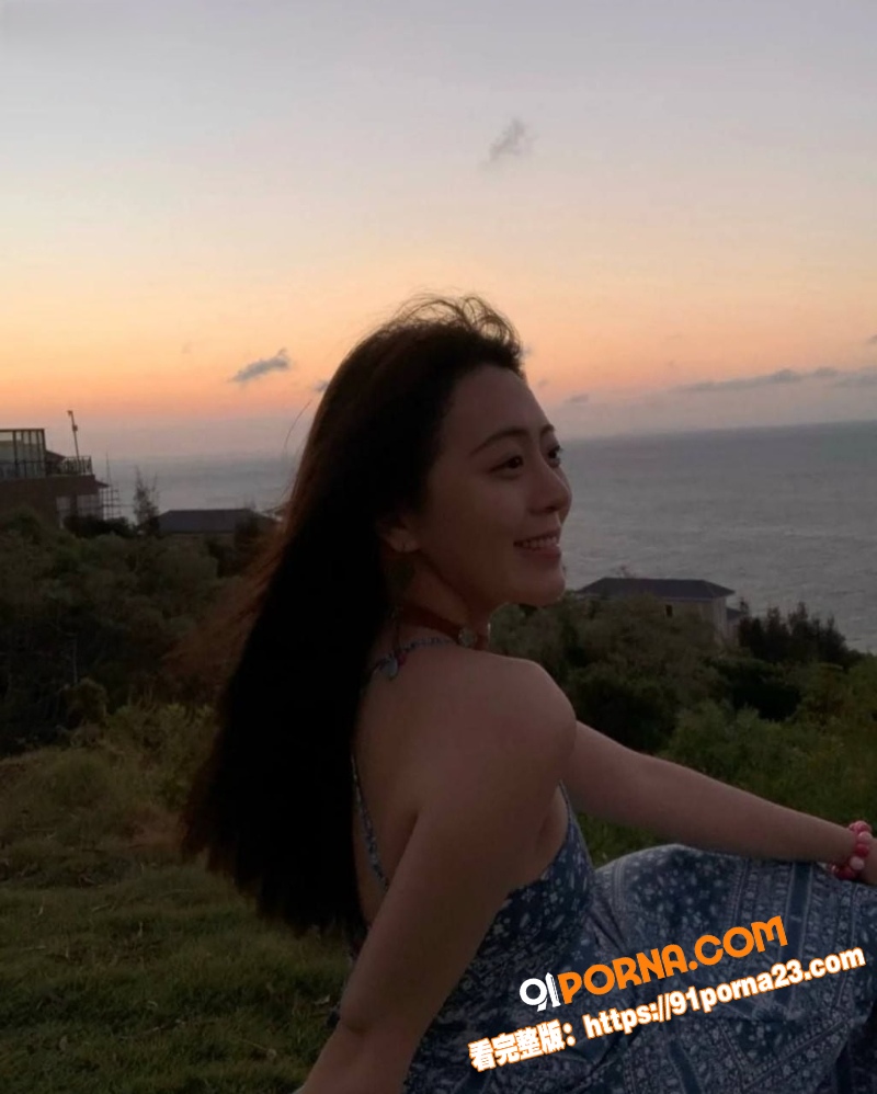 河南洛阳风骚人妻  背夫...（1）