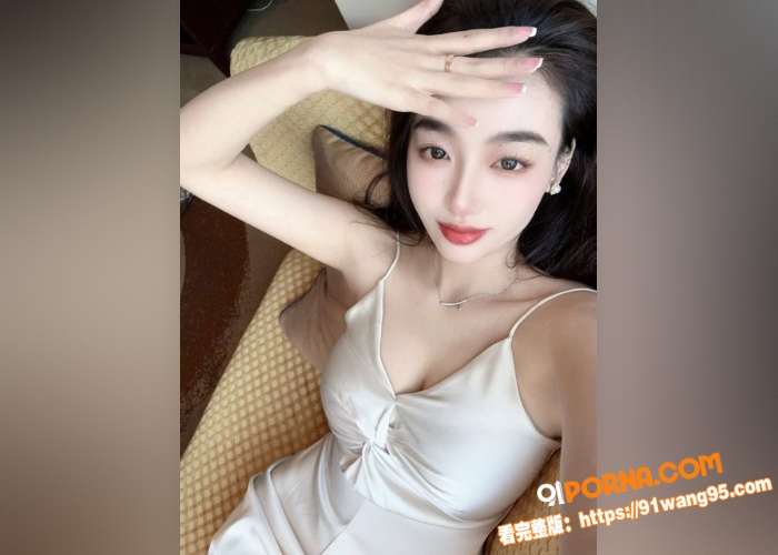 极品巨乳少女 下海被金主...（1）