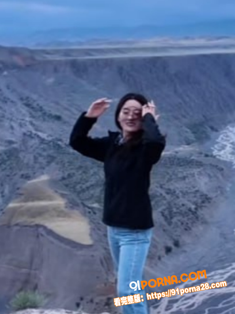 四川小嫩妹 张晴 和渣男...（2）