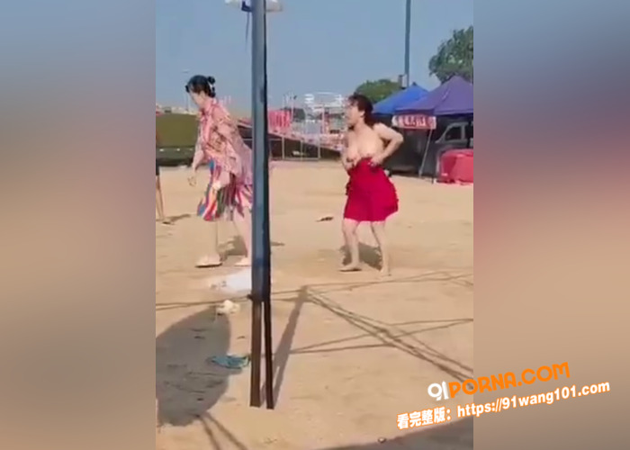 嘴欠的年轻小伙激怒大妈 ...（6）