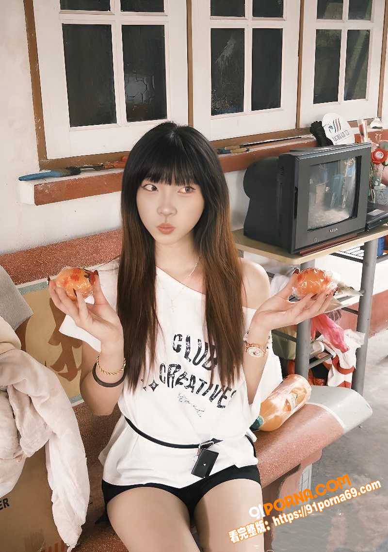 02年小网红 瑄 早期露...（3）