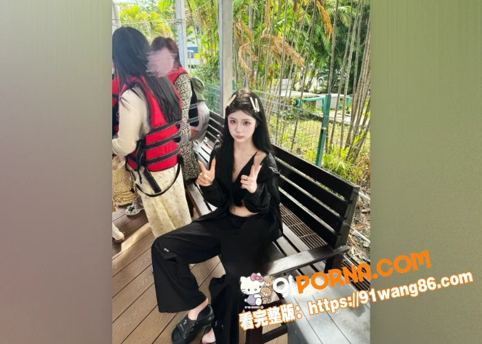 屁小六 粉嫩到爆的小母狗...（5）
