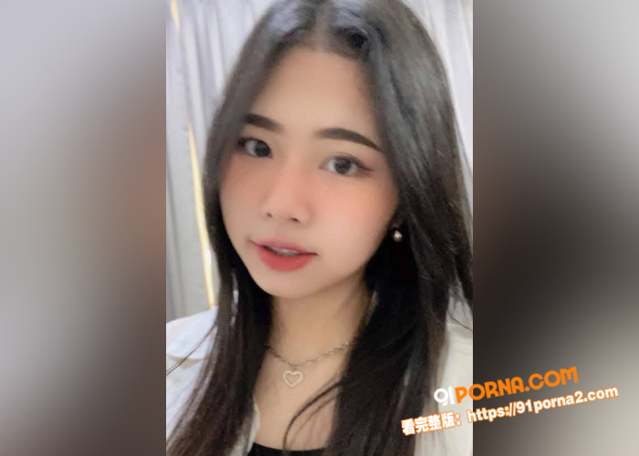 高颜值少妇 刚离婚没多久...（1）